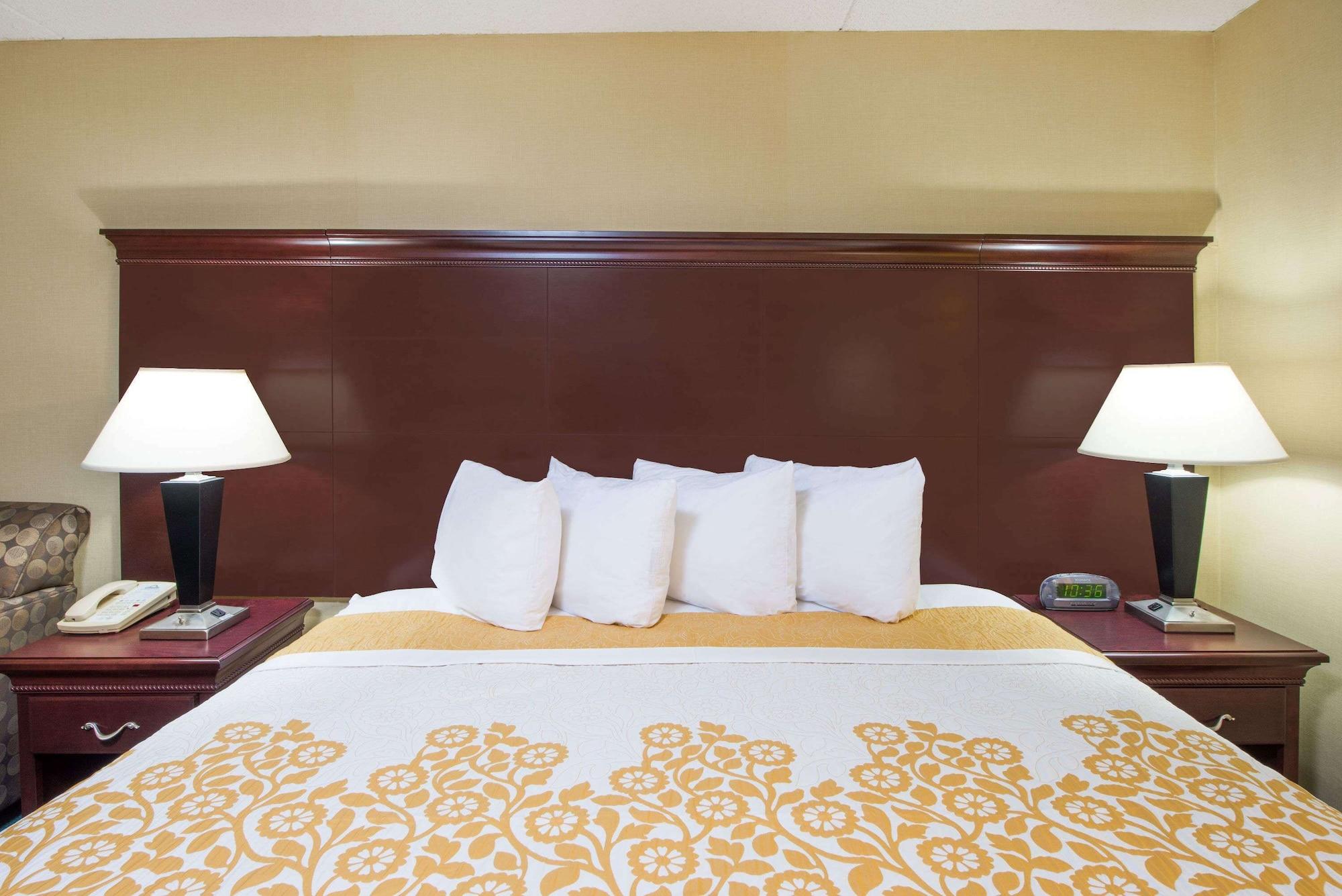 Days Inn By Wyndham Paducah Kültér fotó