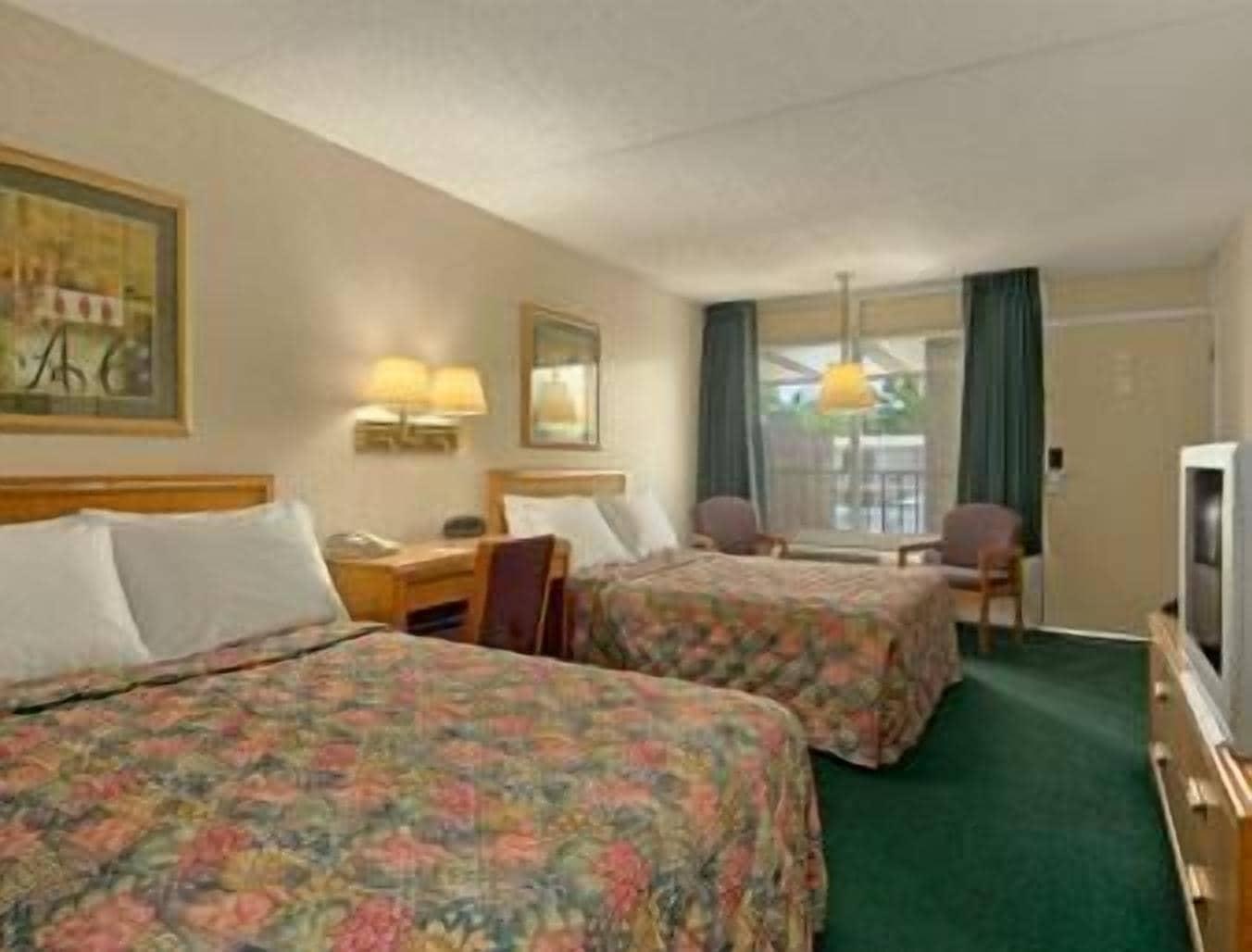 Days Inn By Wyndham Paducah Szoba fotó