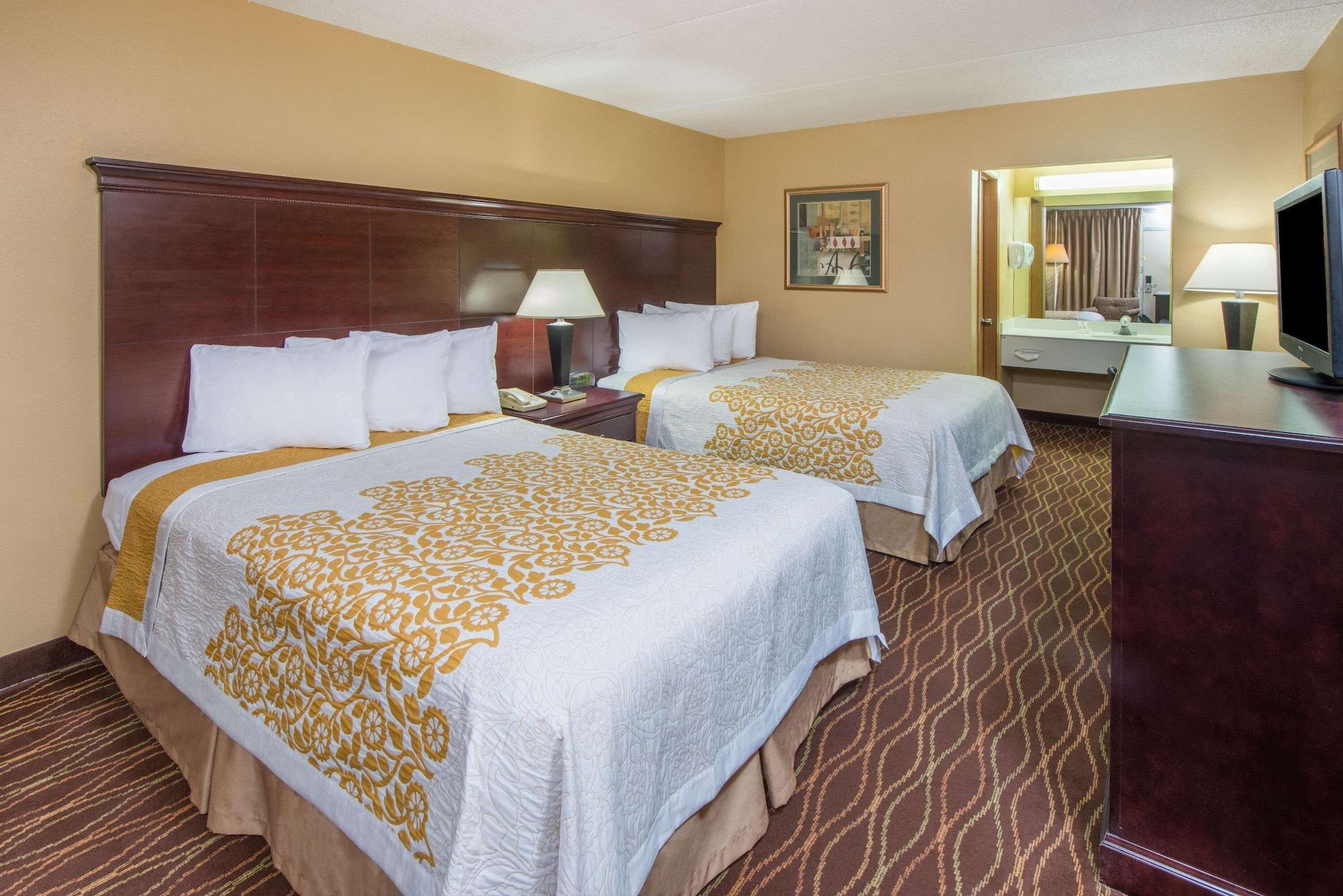 Days Inn By Wyndham Paducah Kültér fotó